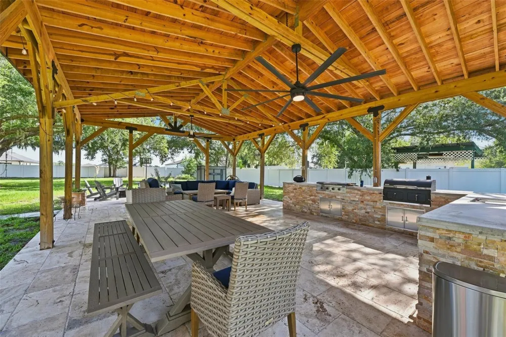 2119 GALLAGHER ROAD Dover, FL 33527