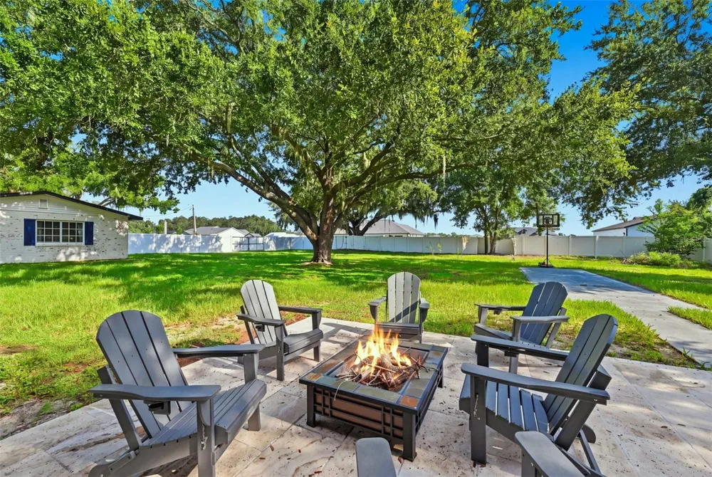 2119 GALLAGHER ROAD Dover, FL 33527