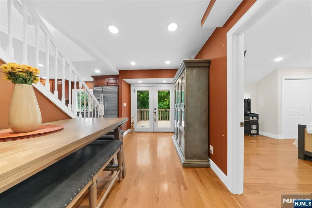 6 Hoover Road Jefferson Township, NJ 07438