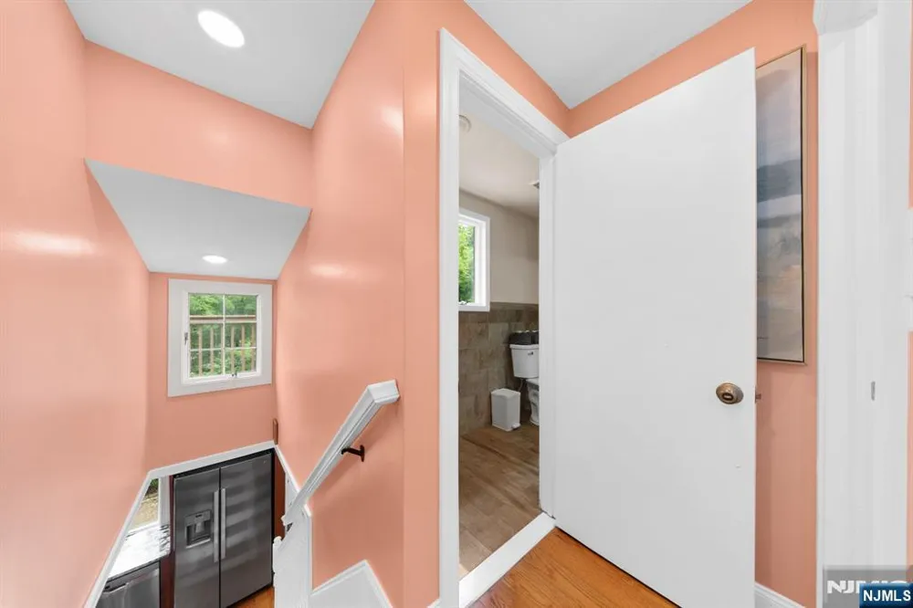 6 Hoover Road Jefferson Township, NJ 07438