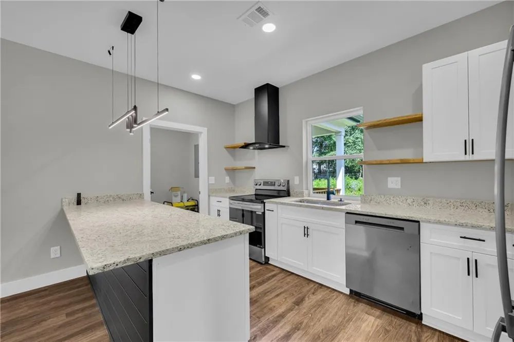 159 Wright Circle Athens, GA 30601