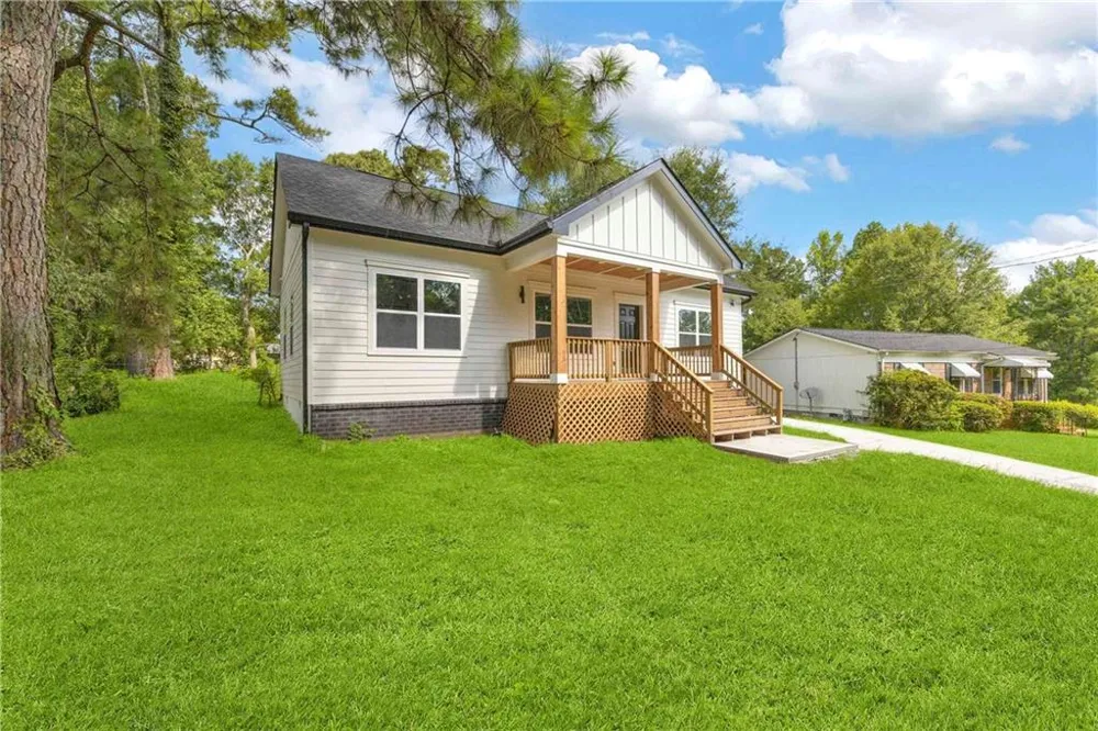 159 Wright Circle Athens, GA 30601