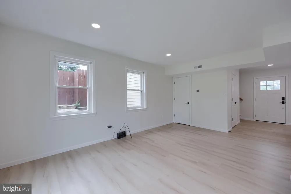 455 CROSSWINDS DRIVE Lititz, PA 17543