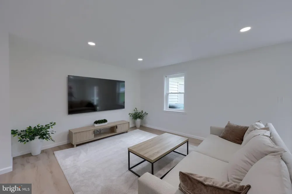 455 CROSSWINDS DRIVE Lititz, PA 17543