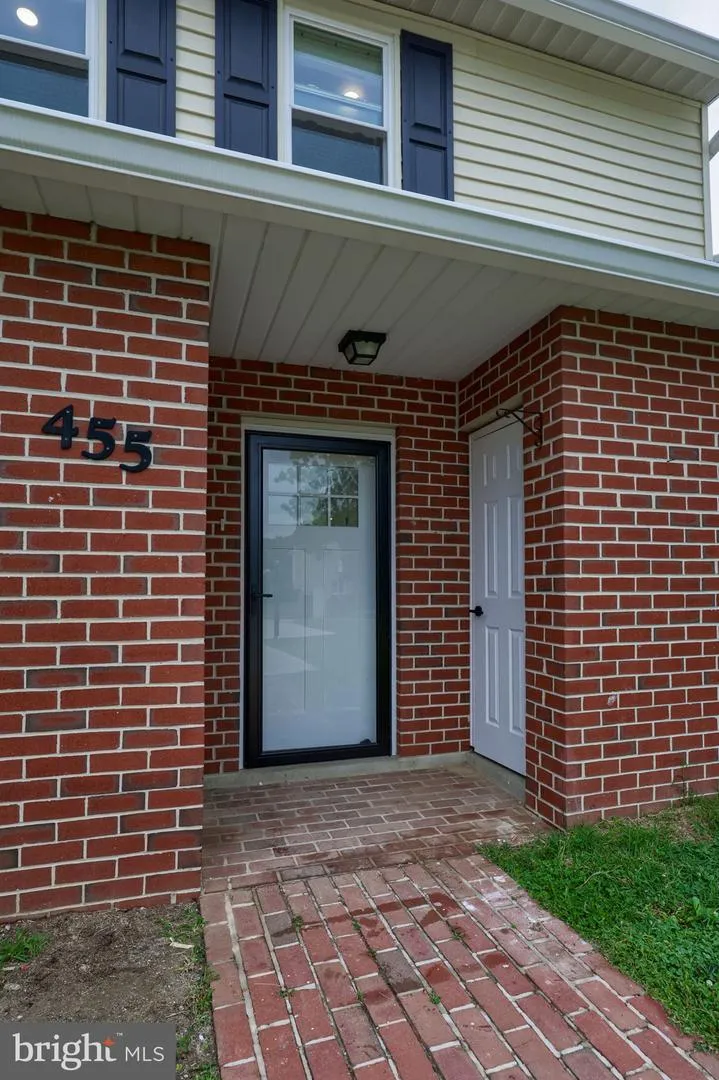 455 CROSSWINDS DRIVE Lititz, PA 17543