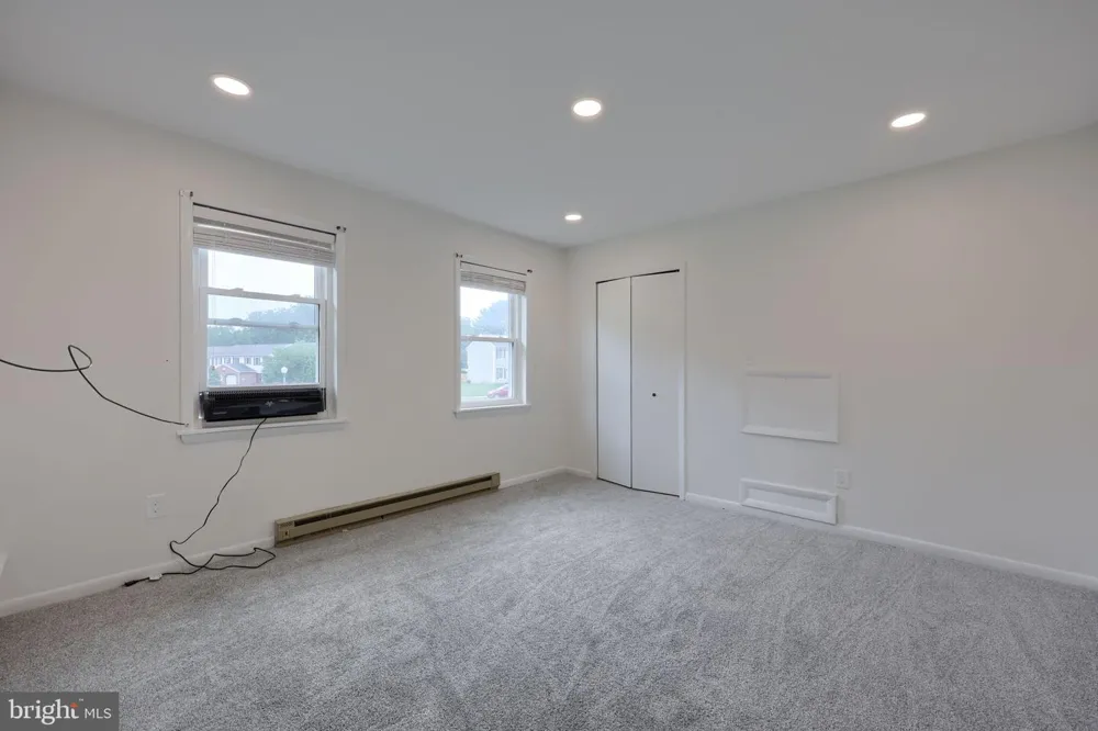 455 CROSSWINDS DRIVE Lititz, PA 17543