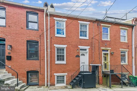 215 GRINDALL STREET