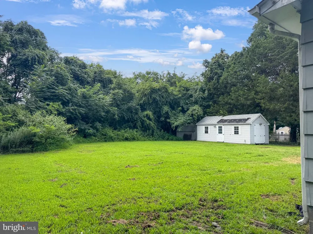 127 FAIRFAX DRIVE Colonial Beach, VA 22443