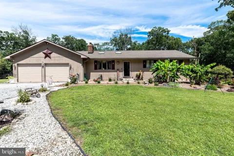 32 RICHARDS DRIVE