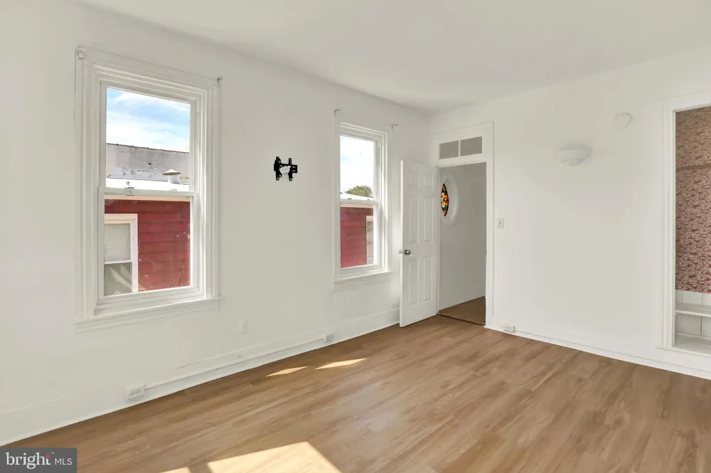 916 6TH STREET Reading, PA 19601