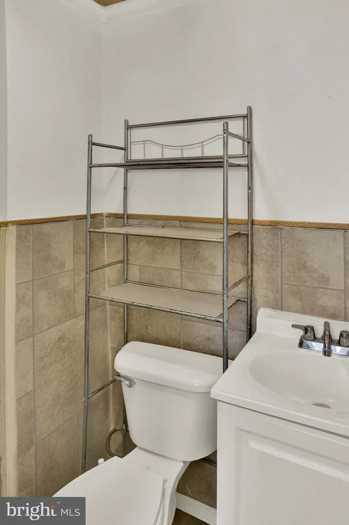 916 6TH STREET Reading, PA 19601