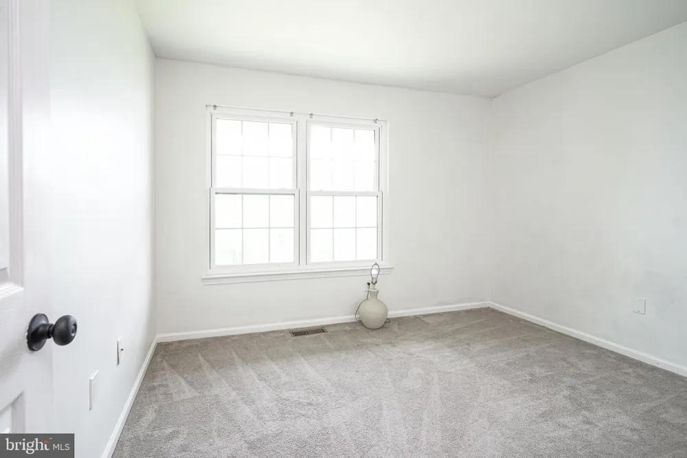 6201 RIVERFRONT DRIVE Palmyra, NJ 08065