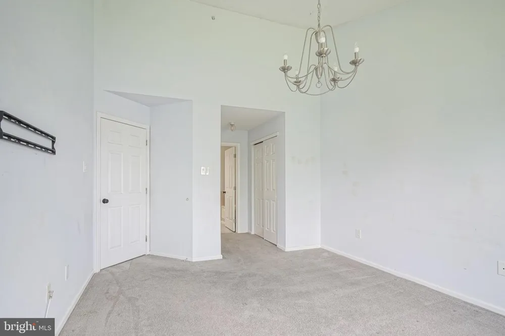 6201 RIVERFRONT DRIVE Palmyra, NJ 08065