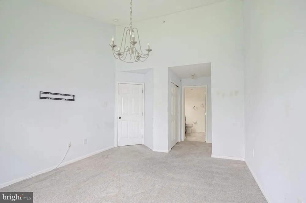 6201 RIVERFRONT DRIVE Palmyra, NJ 08065