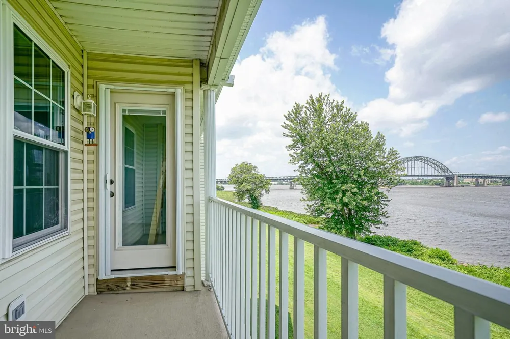 6201 RIVERFRONT DRIVE Palmyra, NJ 08065