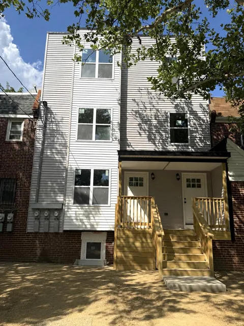 568 PFEIFFER STREET #C