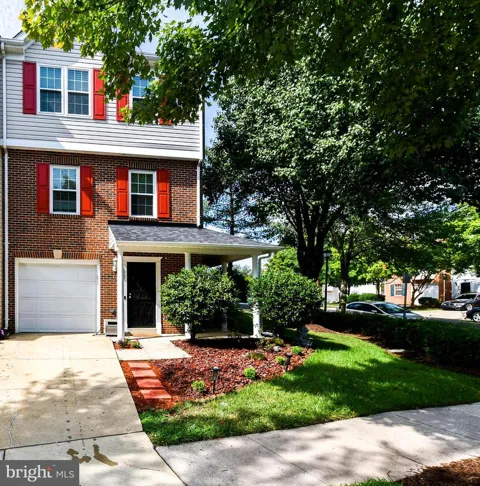 1401 DEEP GORGE COURT