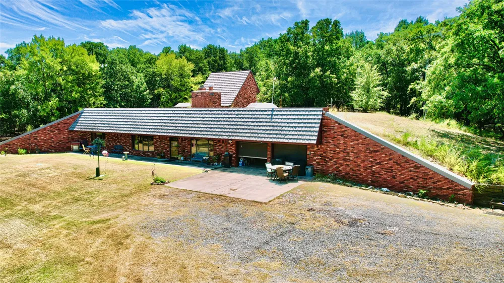 116973 S 4300 ROAD Porum, OK 74455