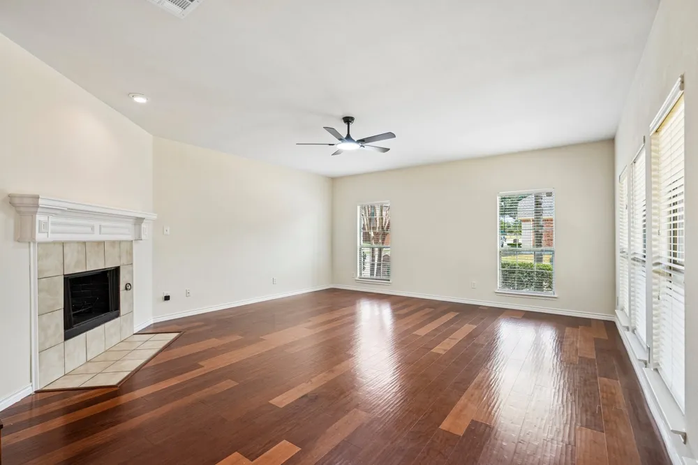 1809 Downing Street Allen, TX 75013