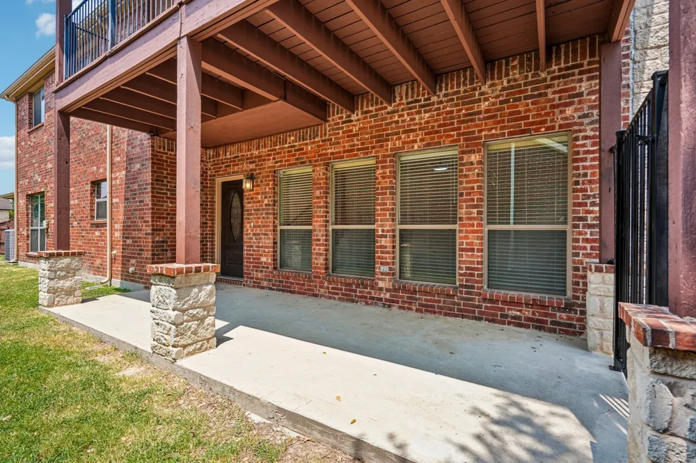 1809 Downing Street Allen, TX 75013