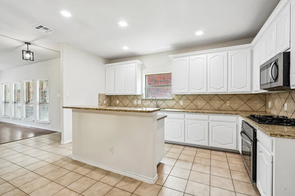 1809 Downing Street Allen, TX 75013