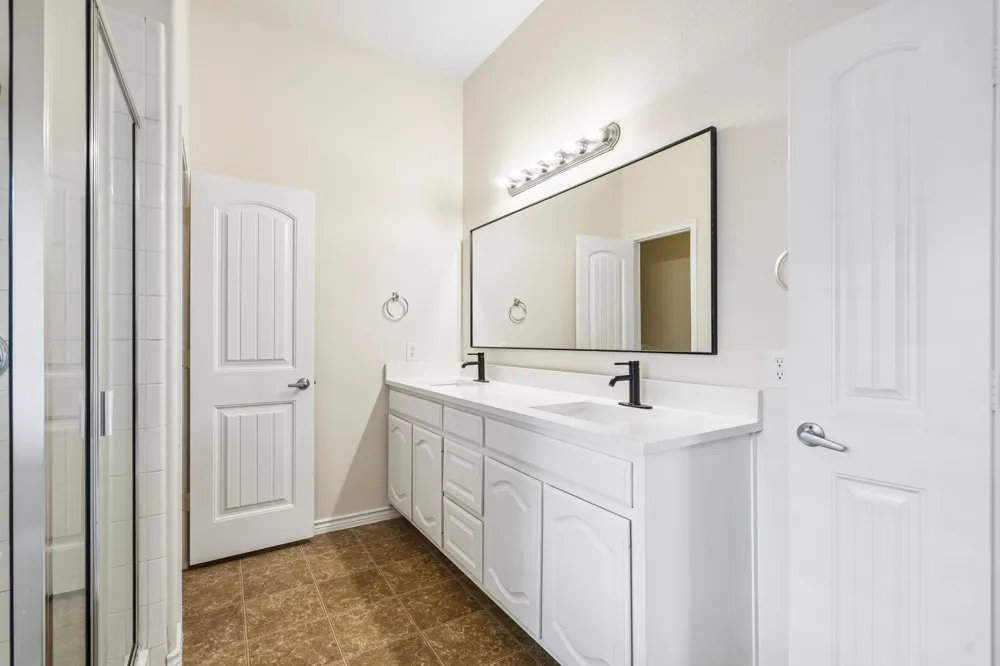 1809 Downing Street Allen, TX 75013