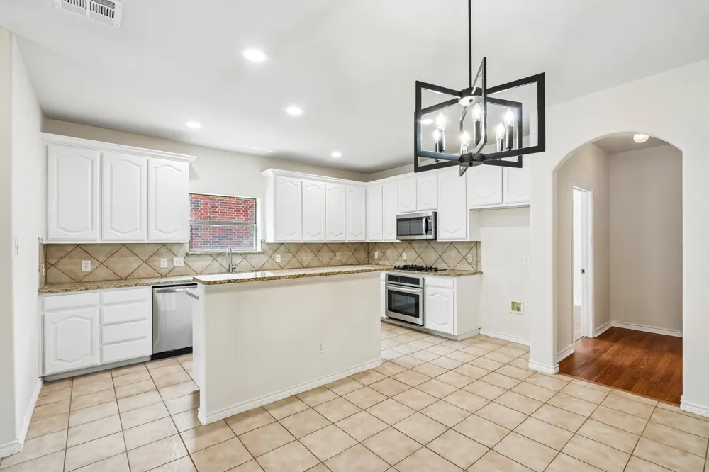 1809 Downing Street Allen, TX 75013