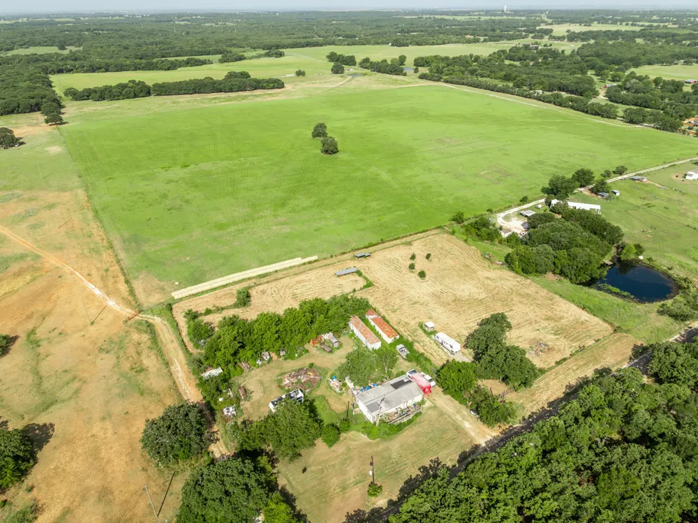 Hcr 1414 Blum, TX 76627