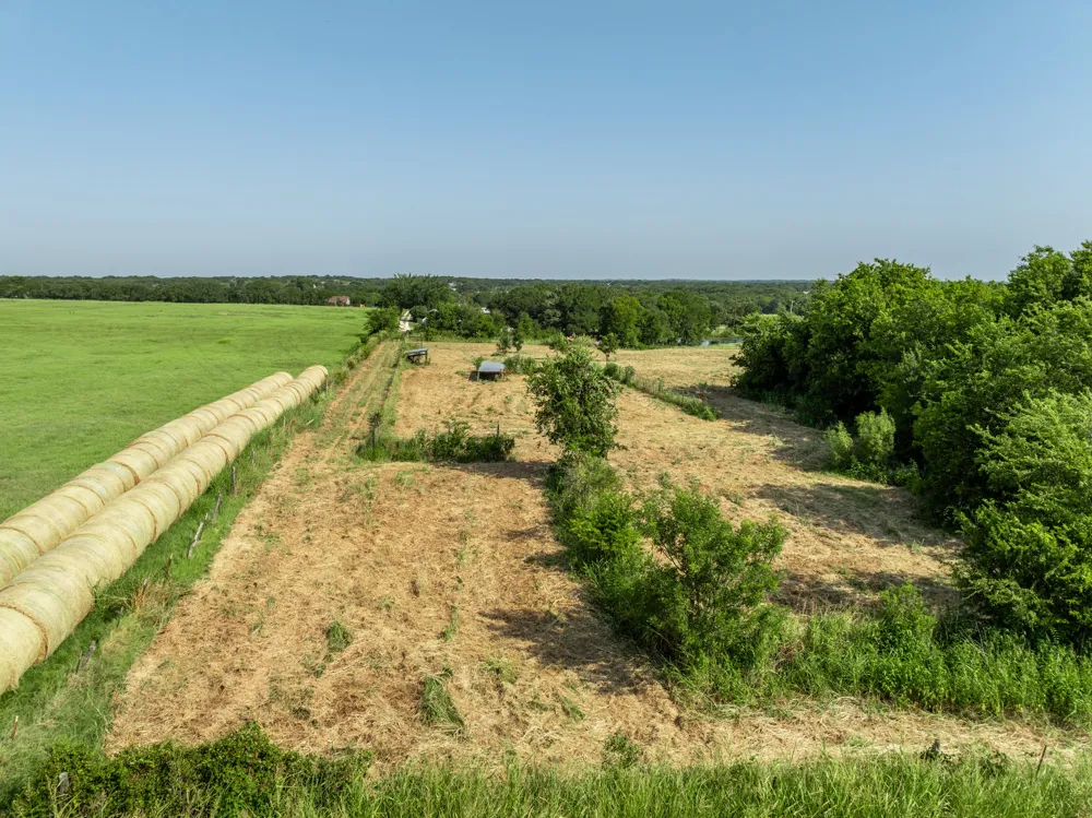 Hcr 1414 Blum, TX 76627