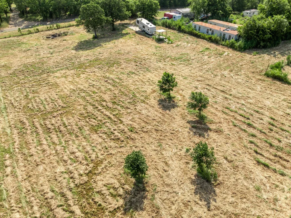 Hcr 1414 Blum, TX 76627