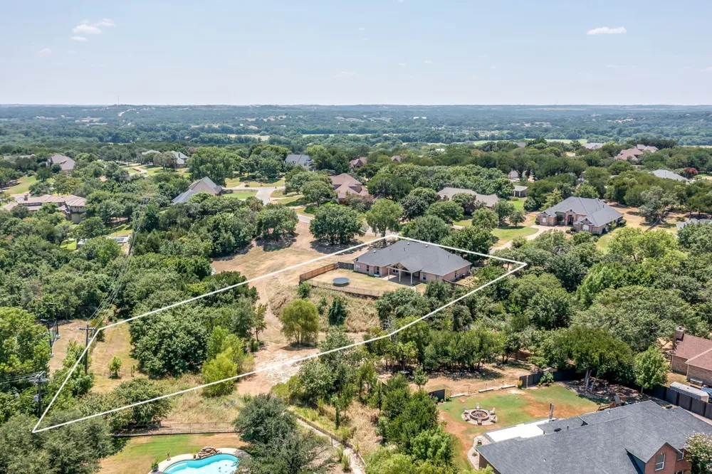 117 Danielle Drive Hudson Oaks, TX 76087