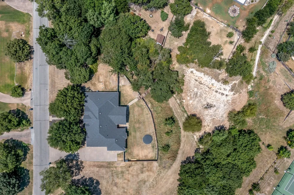 117 Danielle Drive Hudson Oaks, TX 76087