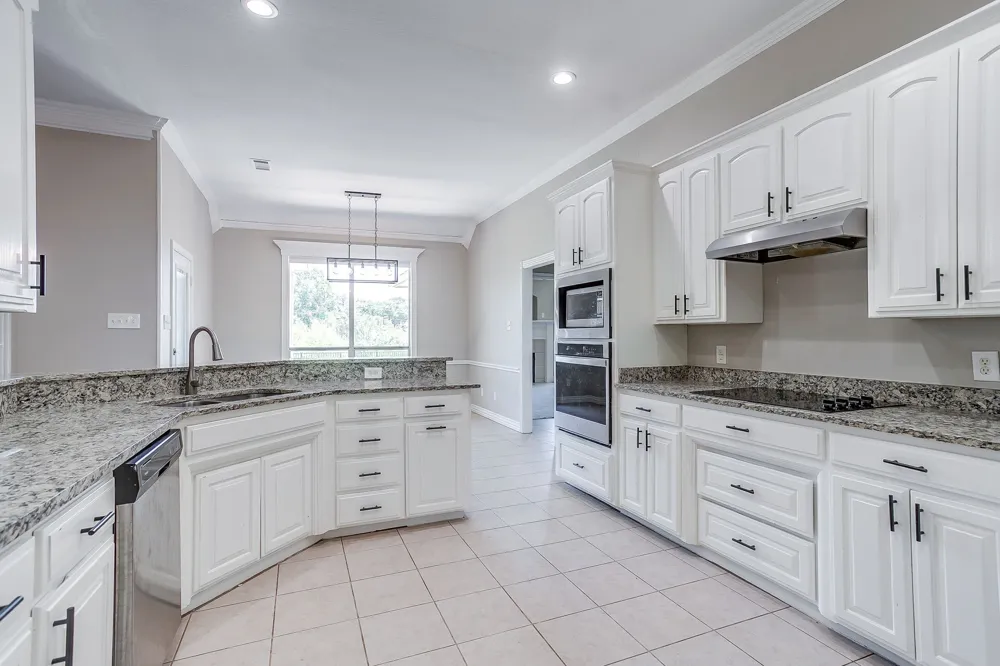 117 Danielle Drive Hudson Oaks, TX 76087