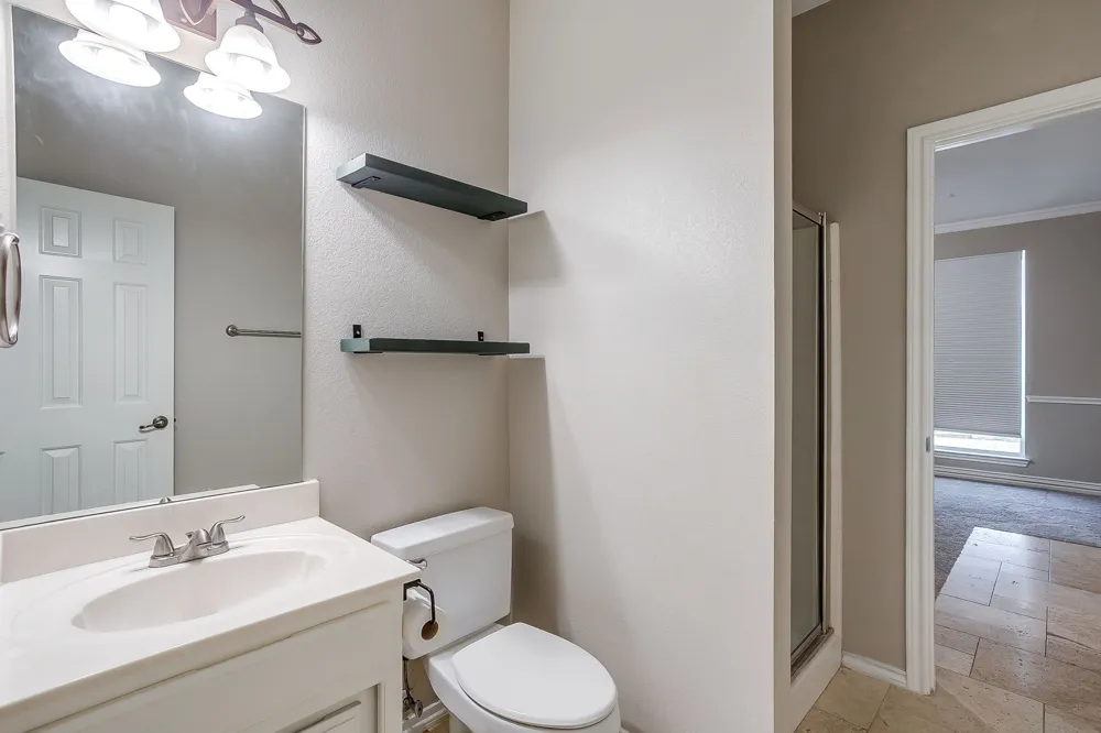 117 Danielle Drive Hudson Oaks, TX 76087