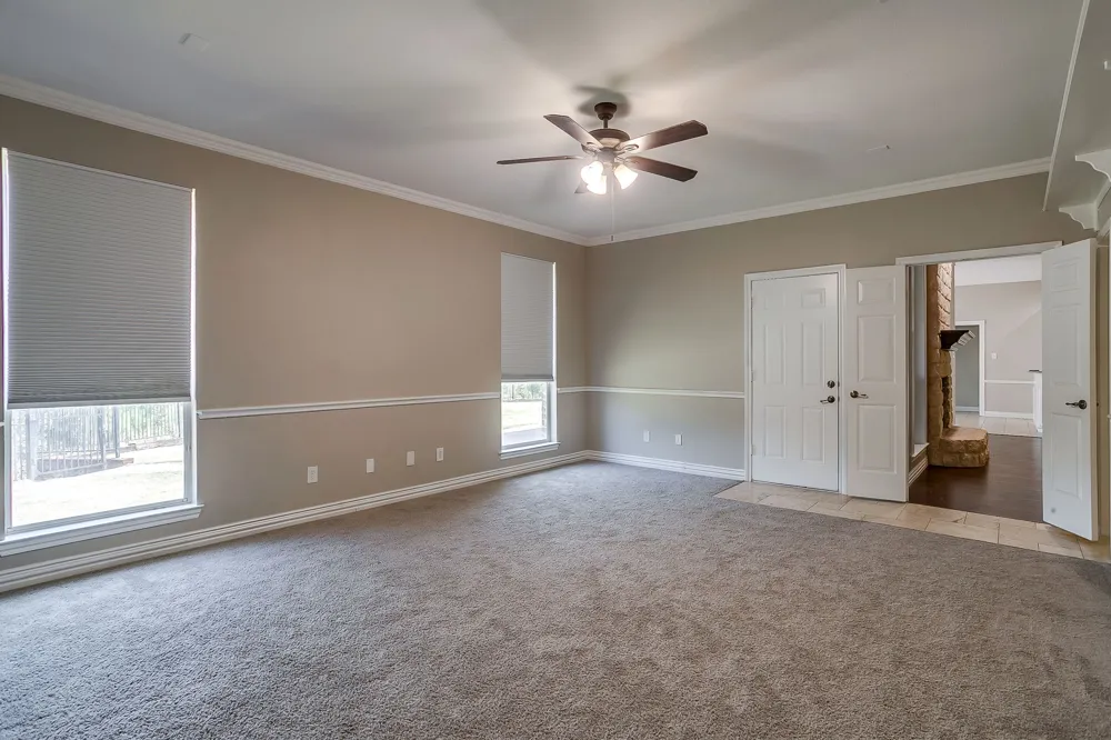 117 Danielle Drive Hudson Oaks, TX 76087