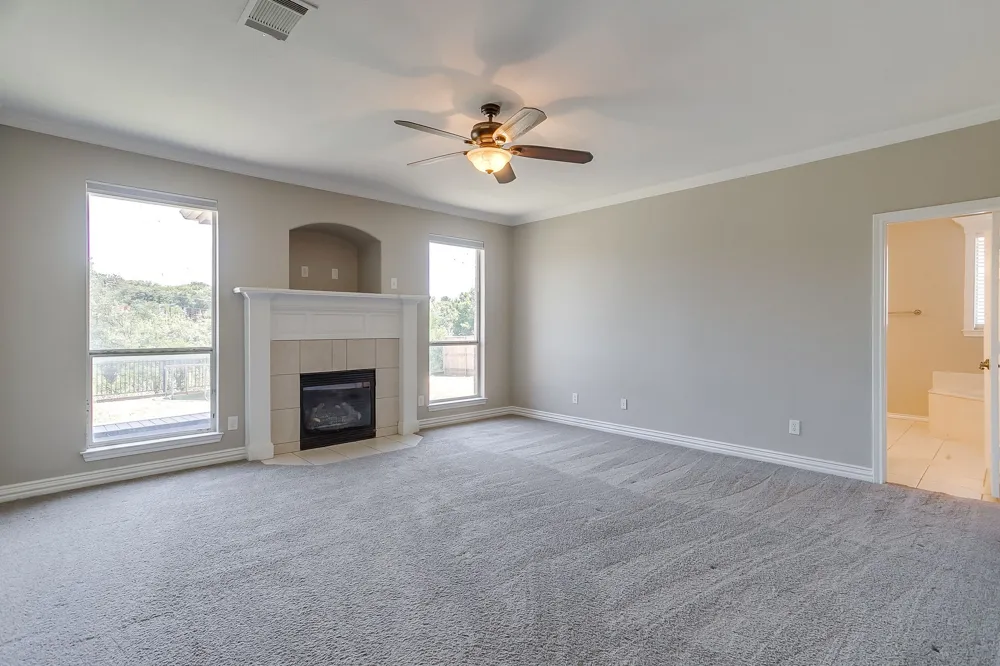 117 Danielle Drive Hudson Oaks, TX 76087