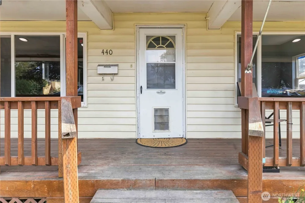 440 20th Avenue Longview, WA 98632