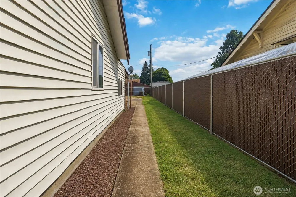 440 20th Avenue Longview, WA 98632