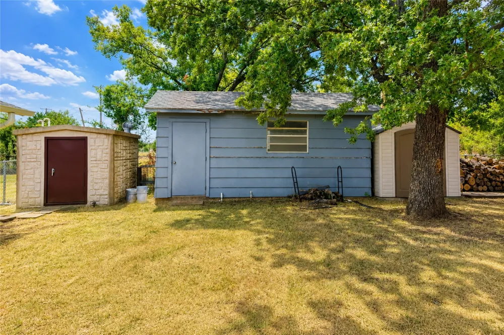 225 Ruth Street Healdton, OK 73438
