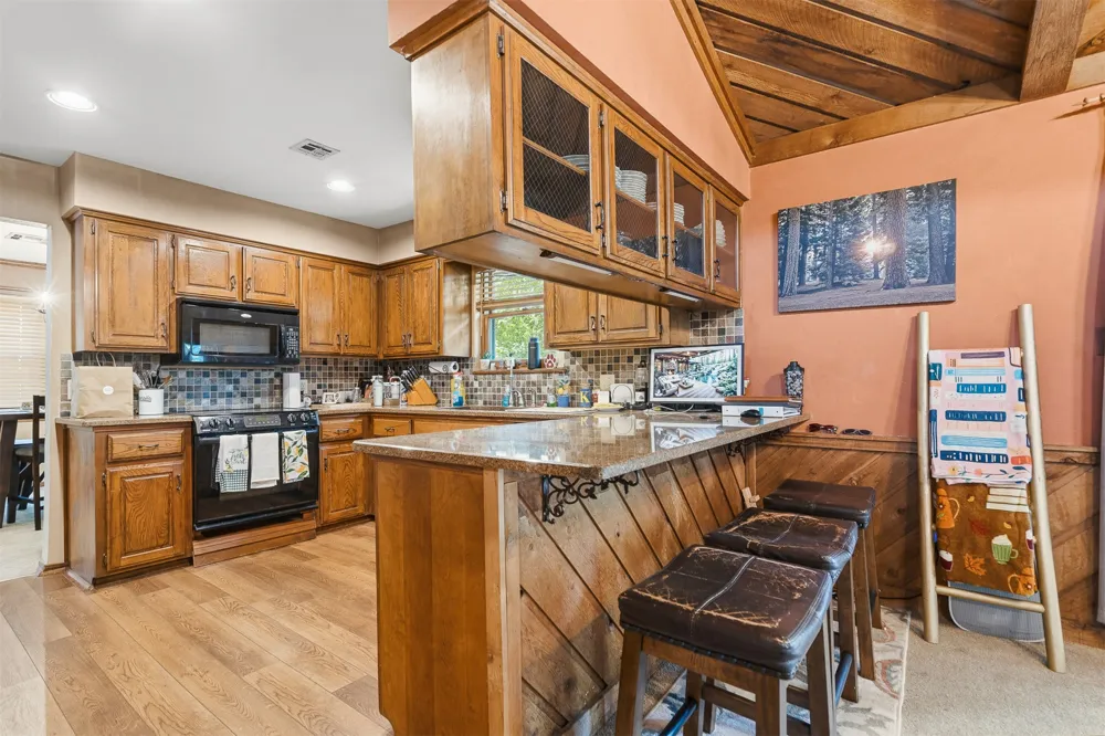 1409 Oakridge Road Ardmore, OK 73401