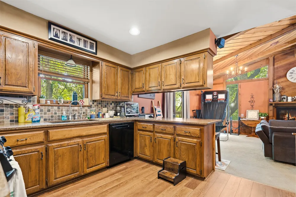 1409 Oakridge Road Ardmore, OK 73401