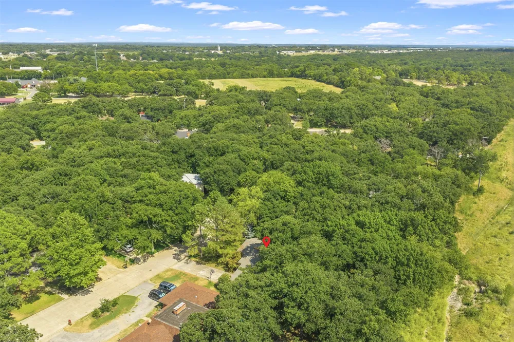 1409 Oakridge Road Ardmore, OK 73401