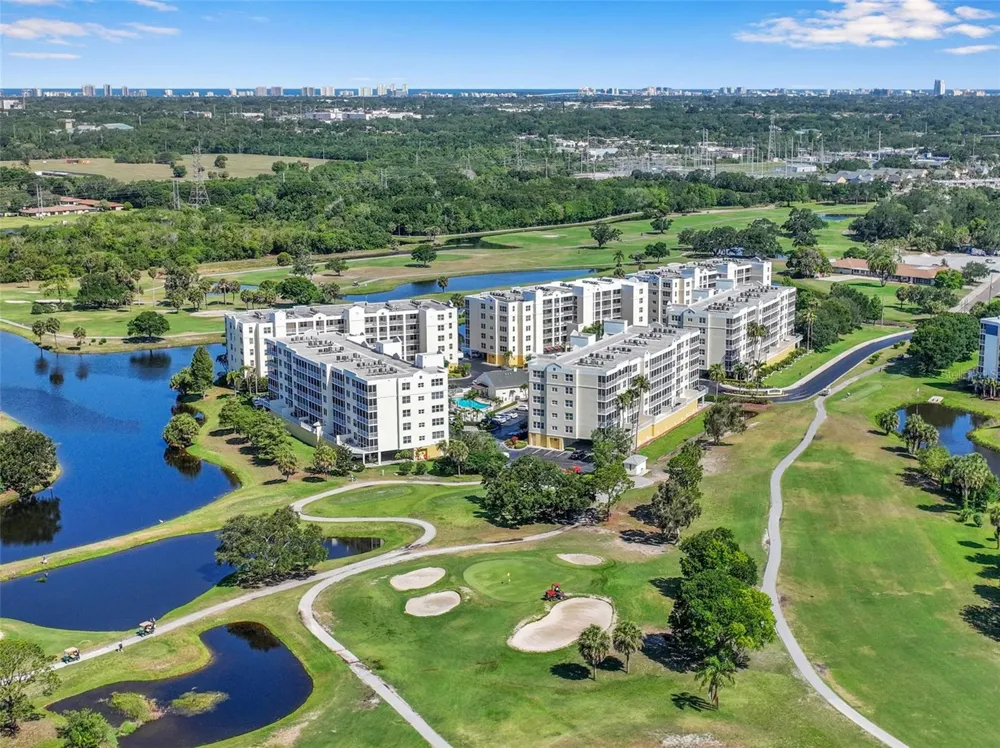 1200 COUNTRY CLUB DRIVE #3105 Largo, FL 33771