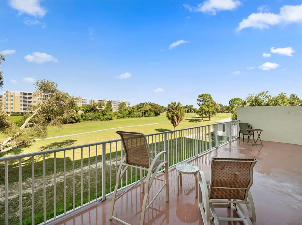 1200 COUNTRY CLUB DRIVE #3105 Largo, FL 33771