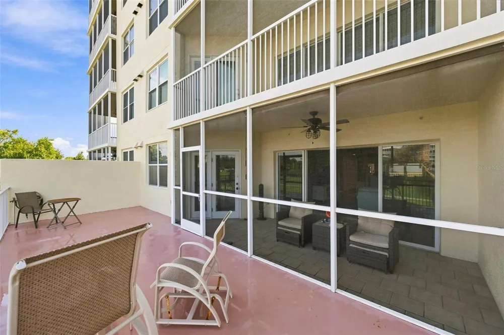 1200 COUNTRY CLUB DRIVE #3105 Largo, FL 33771