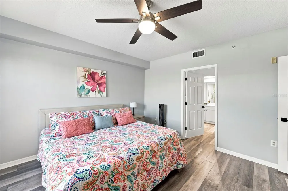 1200 COUNTRY CLUB DRIVE #3105 Largo, FL 33771