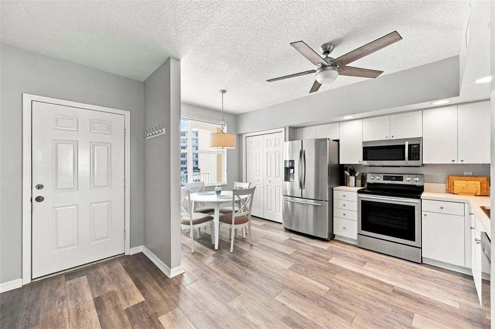 1200 COUNTRY CLUB DRIVE #3105 Largo, FL 33771