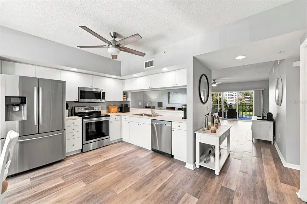 1200 COUNTRY CLUB DRIVE #3105 Largo, FL 33771