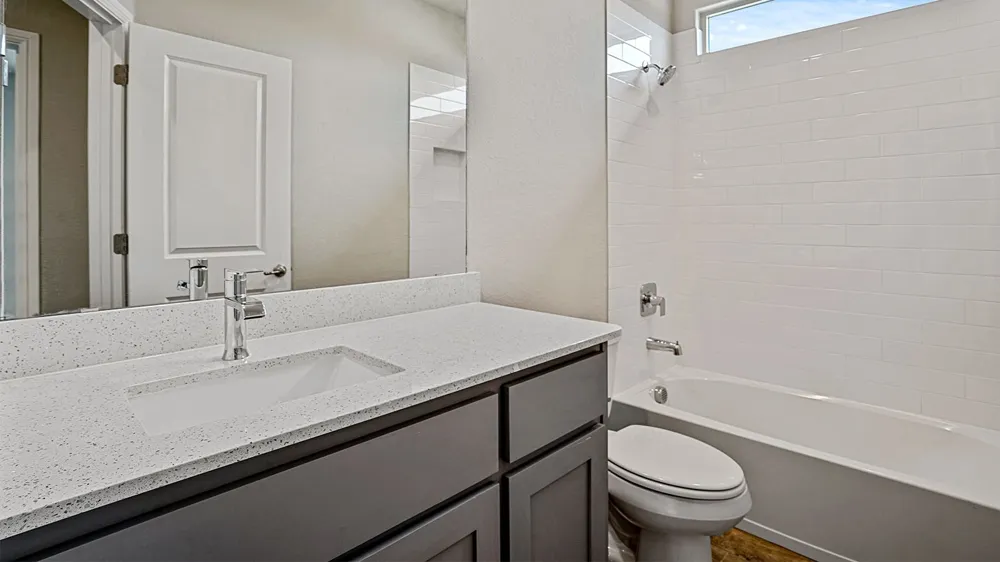 121 RINGTRAIL DRIVE Rhome, TX 76078