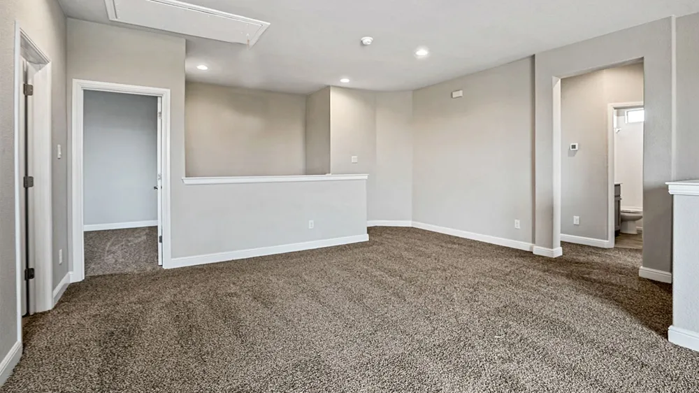 121 RINGTRAIL DRIVE Rhome, TX 76078